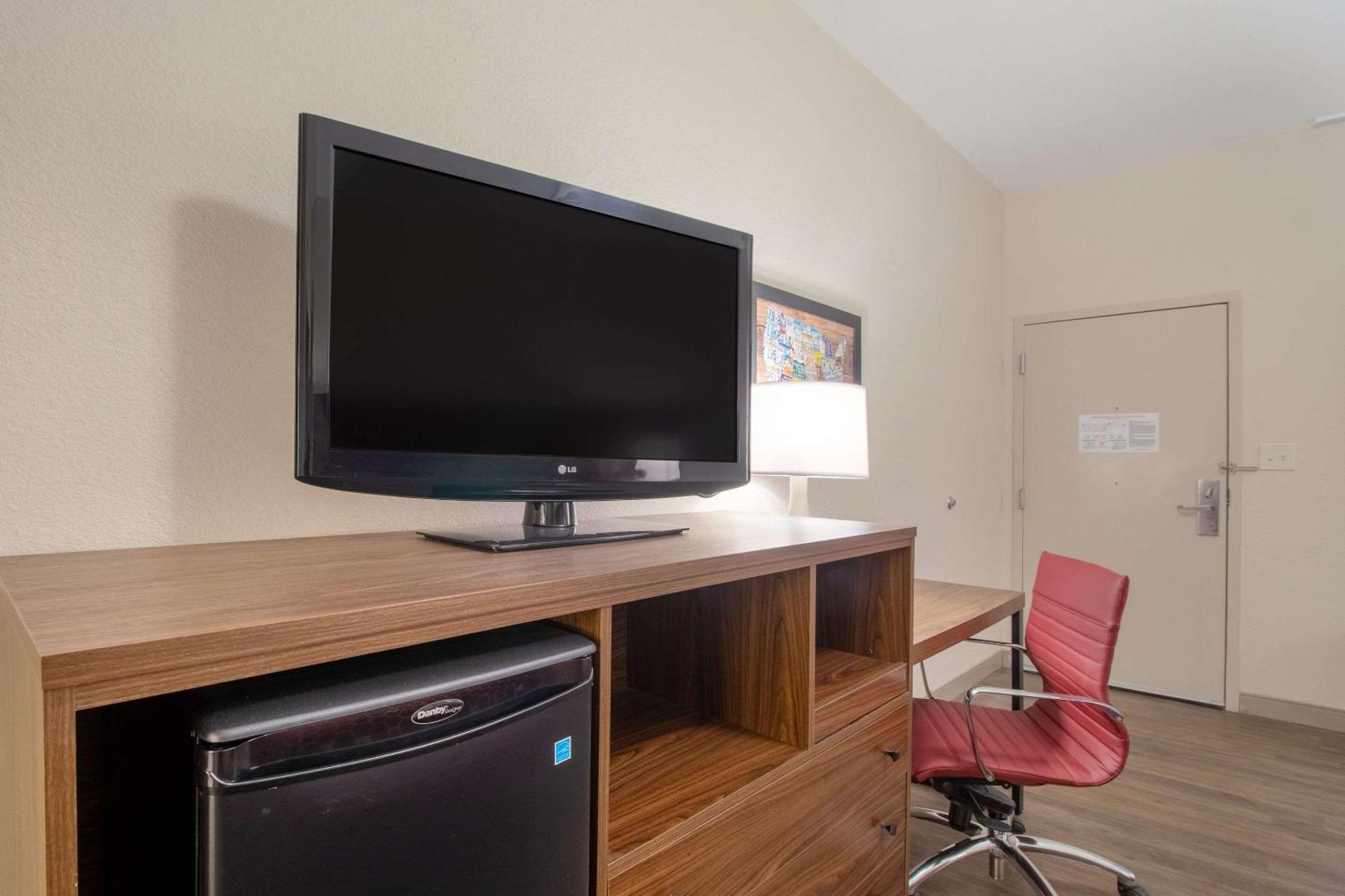 Econo Lodge Inn & Suites Foley-North Gulf Shores Екстериор снимка