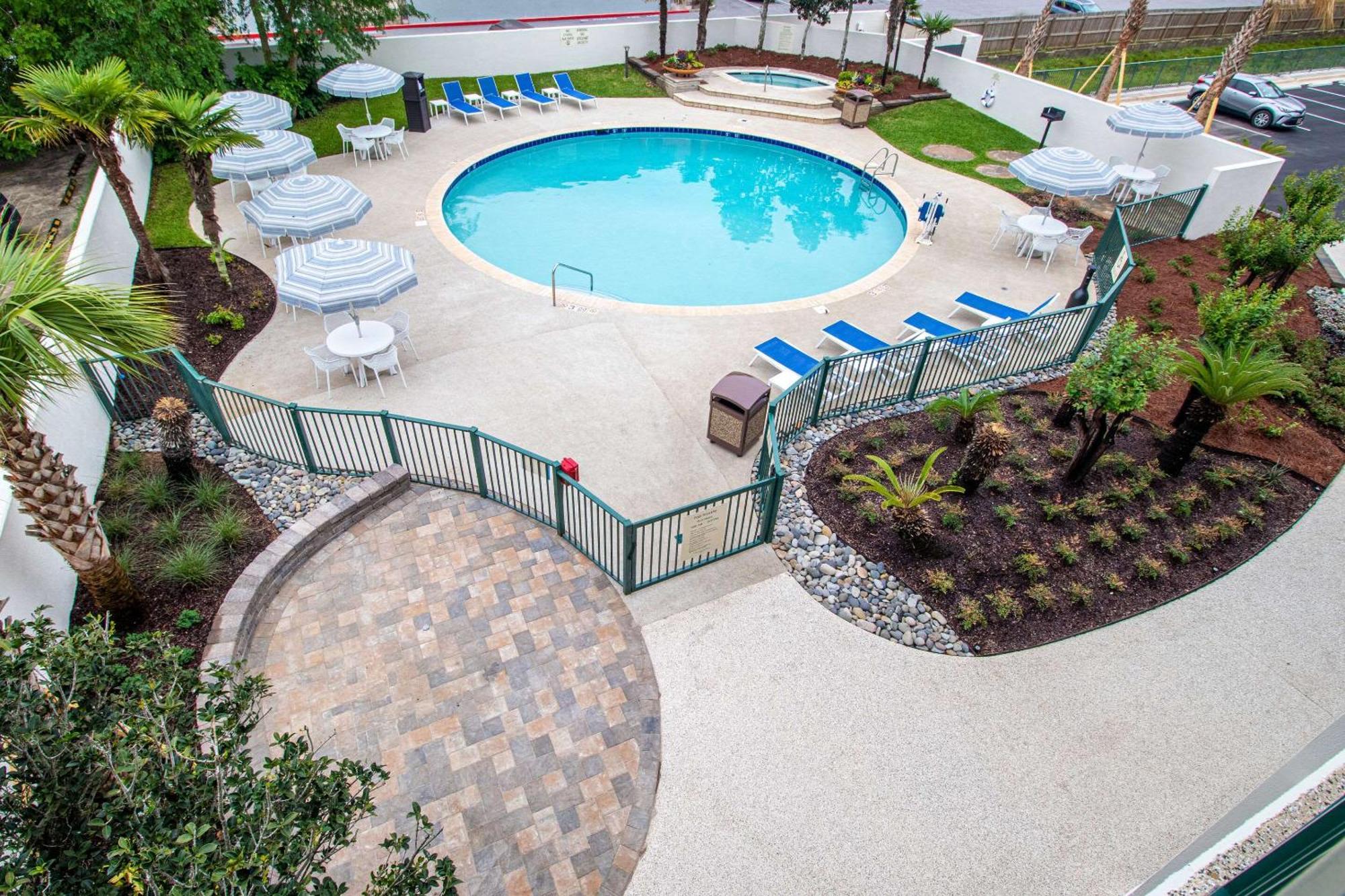 Econo Lodge Inn & Suites Foley-North Gulf Shores Екстериор снимка