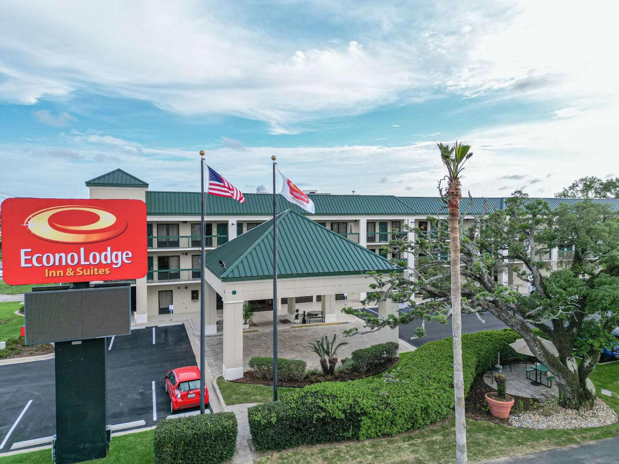Econo Lodge Inn & Suites Foley-North Gulf Shores Екстериор снимка